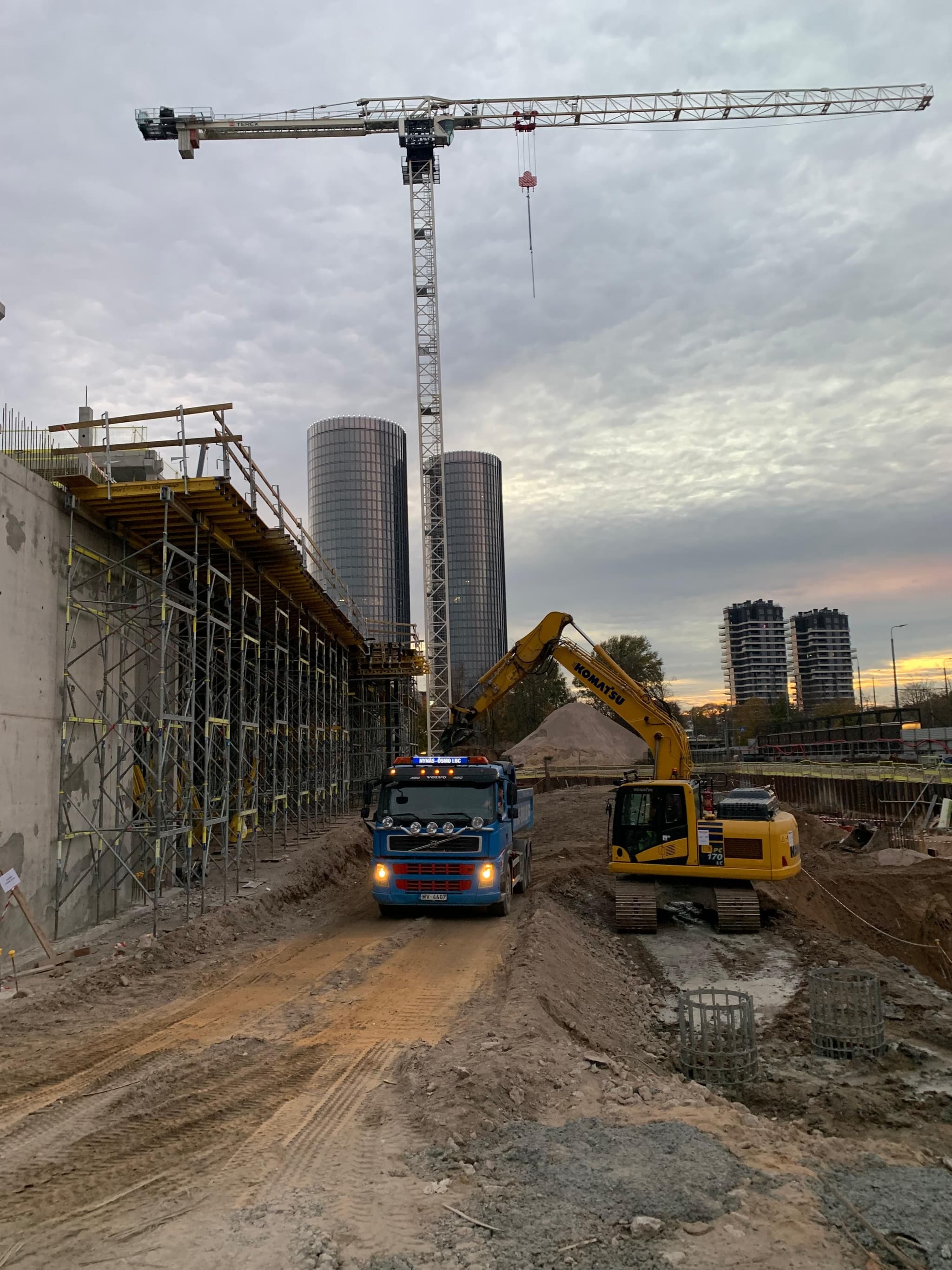 WhatsApp Image 2025-05-12 at 22.05.33 (5).jpeg