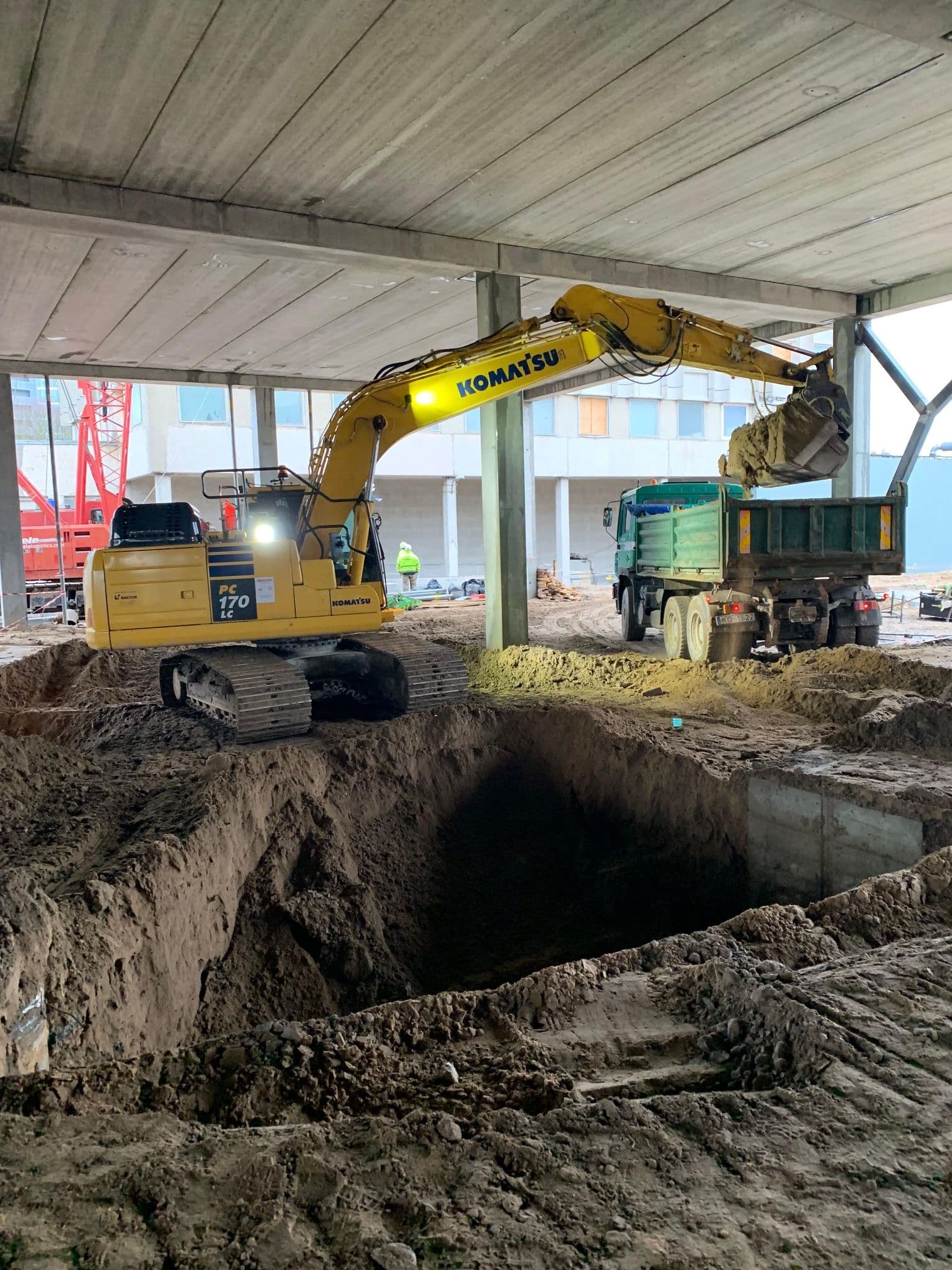 WhatsApp Image 2025-05-12 at 22.09.59 (6).jpeg